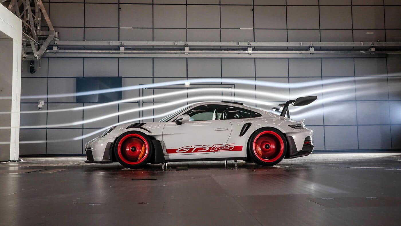 2023 Porsche 911 GT3 RS lado