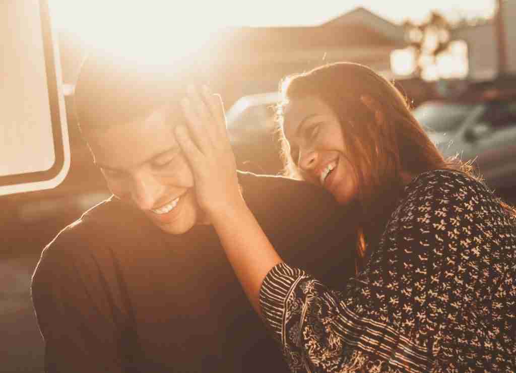 pareja-relacion-feliz