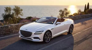 Genesis X Convertible eléctrico de lujo en color blanco con techo retráctil y diseño elegante